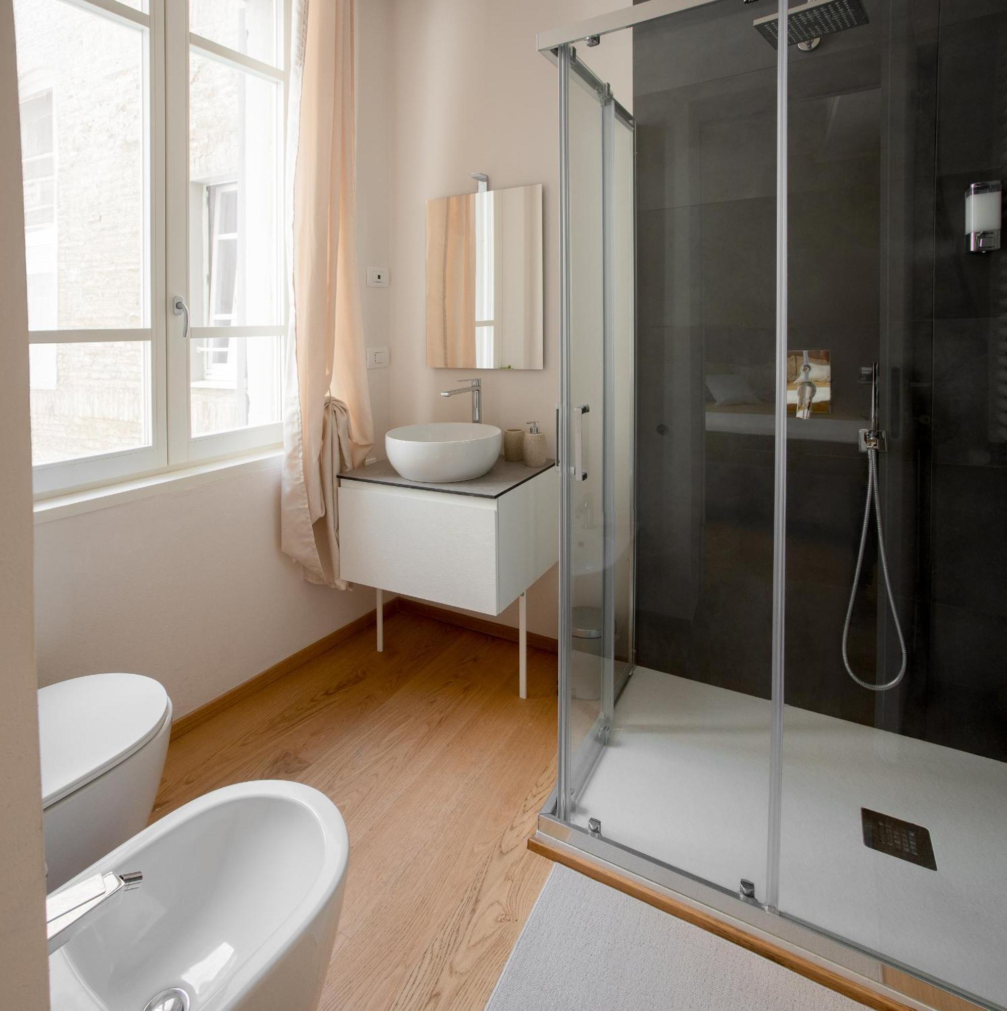 Freedom Suites Parma Eksteriør bilde