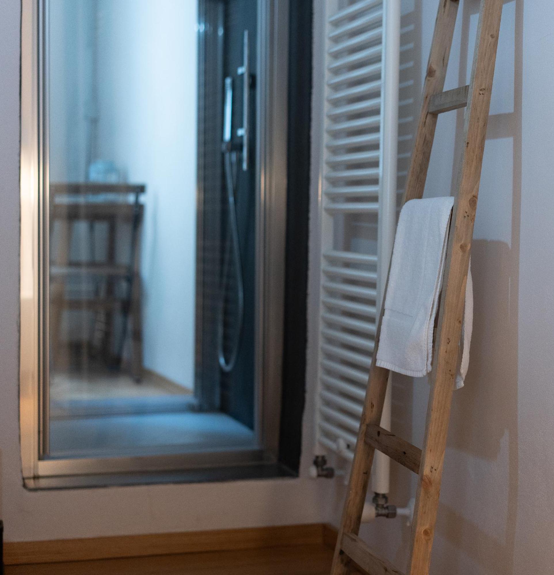 Freedom Suites Parma Eksteriør bilde